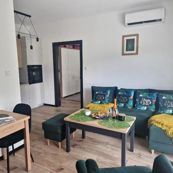 Apartament Słoneczny Taras nad Baryczą, hotel v destinácii Milicz