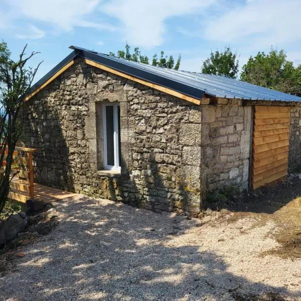 Gîte à la ferme "Petit Paradis", hotel v destinácii Joncels