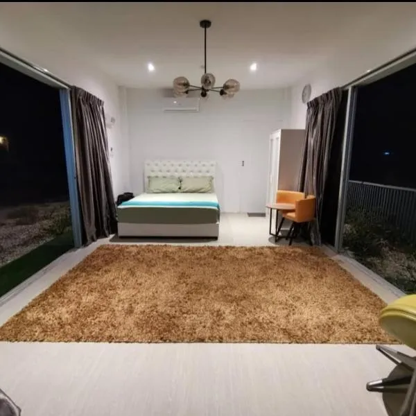 Jeram Pantai Remis Studio, hotel in Jeram