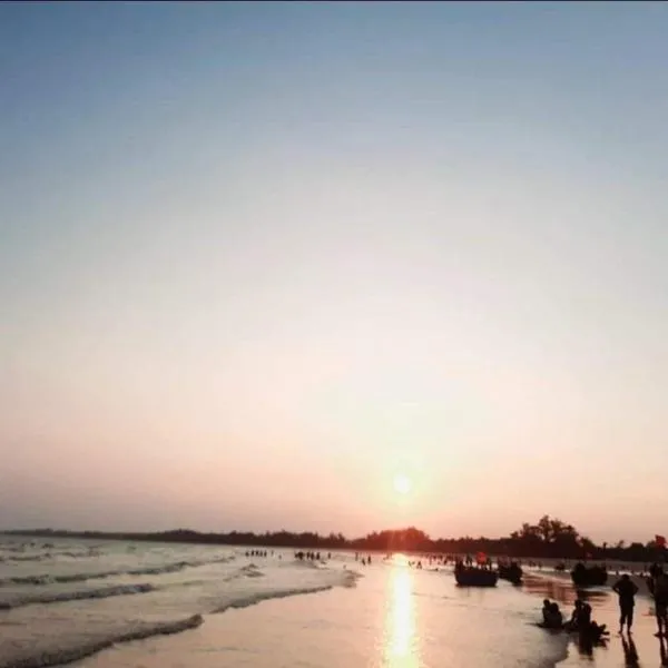 Nhà nghỉ việt thắng, hotel in La Gi