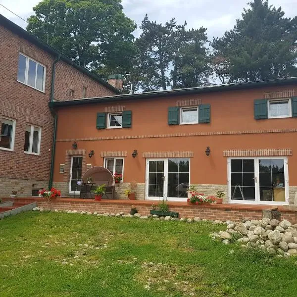 Apartmán pri vinotéke, hotel Késmárkon