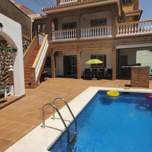 UF holiday Villa, hotell i Málaga