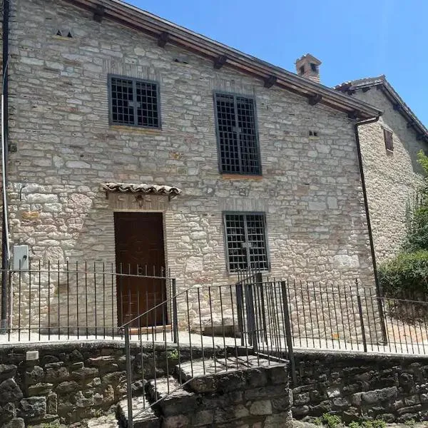 Monti Sibillini House, ξενοδοχείο σε Polverina