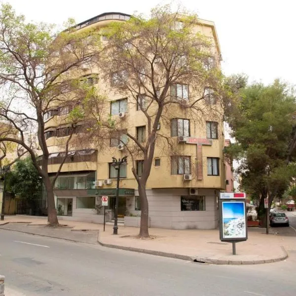 Hotel Montecarlo Santiago, hotel in Santiago
