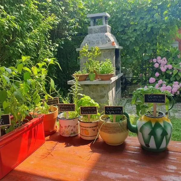 Green Garden Home, hotel v destinaci Cerknica
