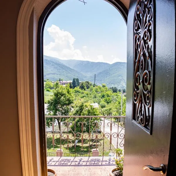 Lily's Guest House, hotel v destinaci Shahumyan