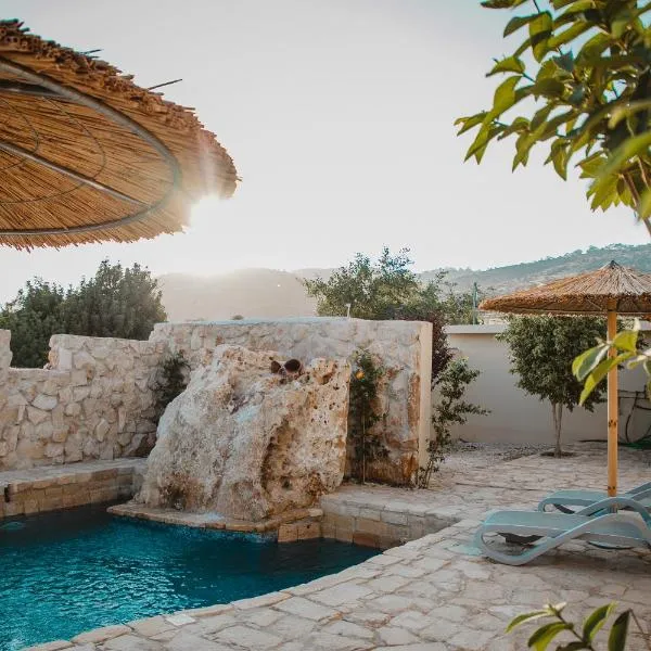 Kleos Noble Retreat - Adults Only - Stone-Build Apartments & Guesthouse Rooms, hotel v destinaci Limassol