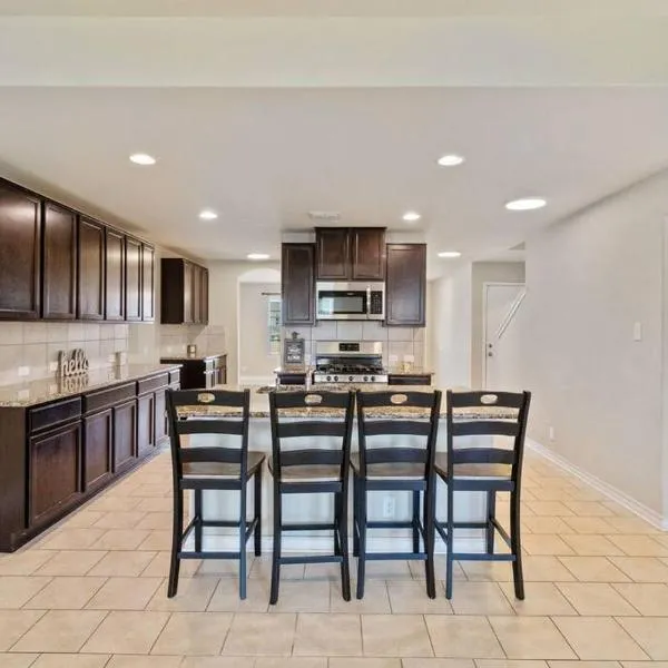 5 Bedroom Luxurious Retreat in Schertz, San Antonio, hotel en Schertz