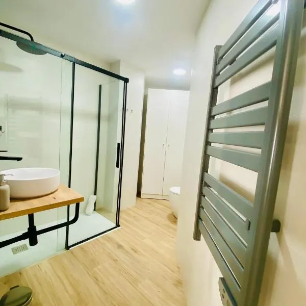 BAJO A - Design & Comfort in Ruzafa SOHO, hotel in Valencia