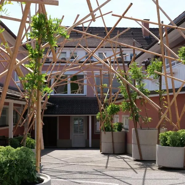 Kirchenwirt Stubenberg Kunsthotel, hotel in Stubenberg