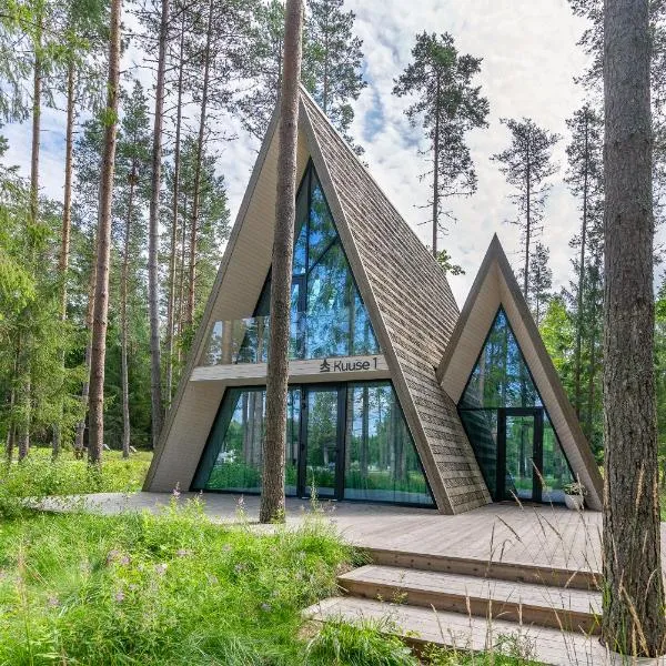 Kuuse elamusmajad, hotel v destinaci Pillapalu
