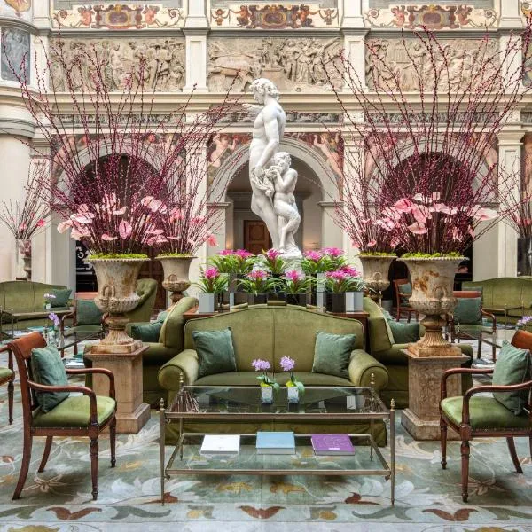 Four Seasons Hotel Firenze, hotel in Florence