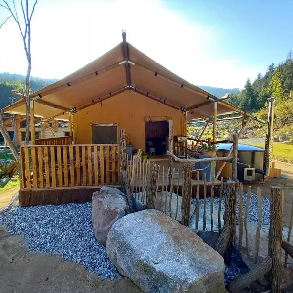 LA TENTE DU RANDONNEUR, hotel v destinaci Rimbach-près-Masevaux