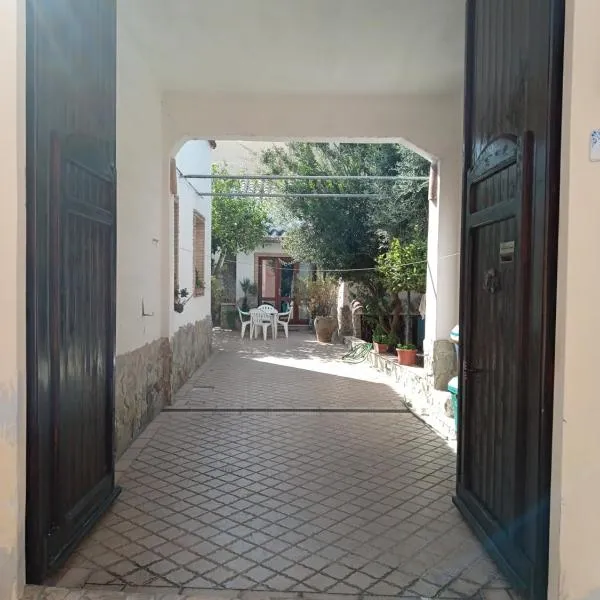 Il Giardino Fiorito, khách sạn ở Monserrato