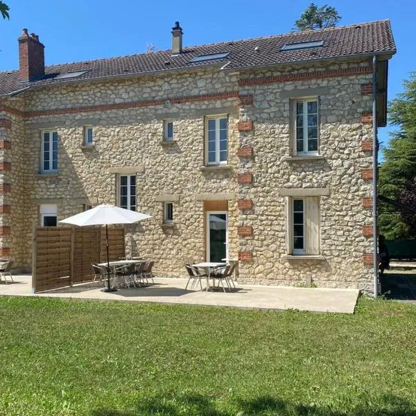 Manoir en Pierre Chartres, hotel v destinaci Chartres