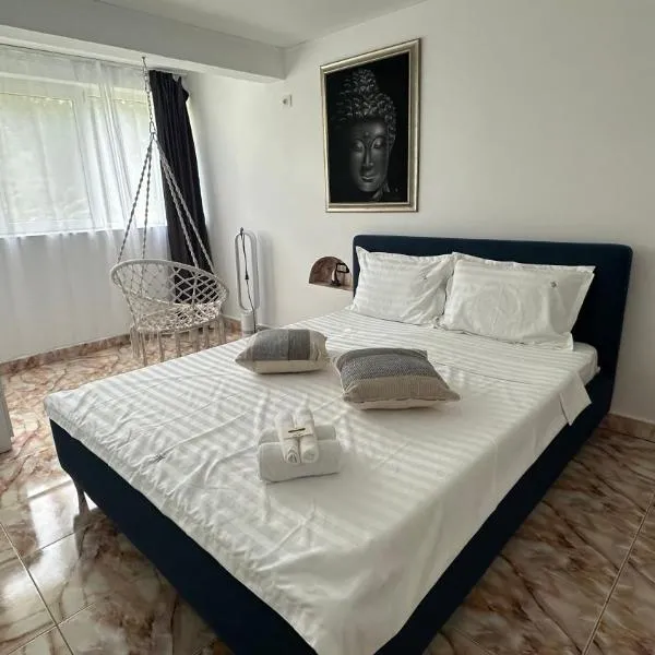 Forest house, hotel a Eforie Nord