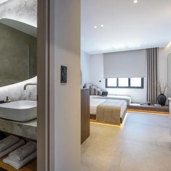 Loena Luxury Suites, hotel in Thessaloniki