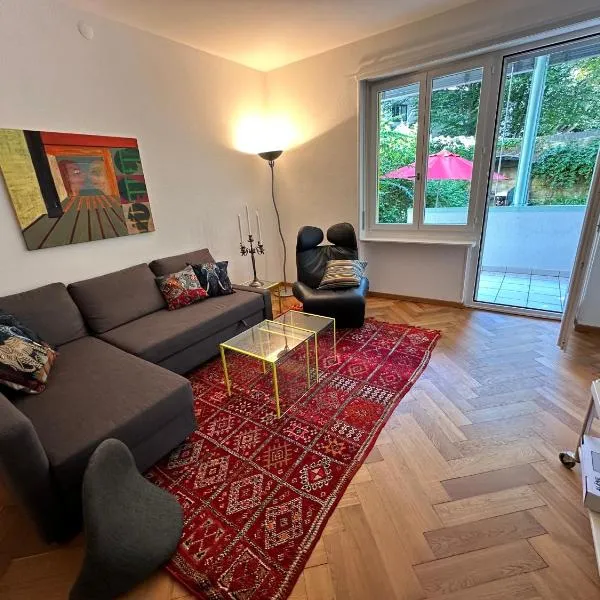 Bijoux Wohnung auf dem Basler Hügel, hotel v Basileji