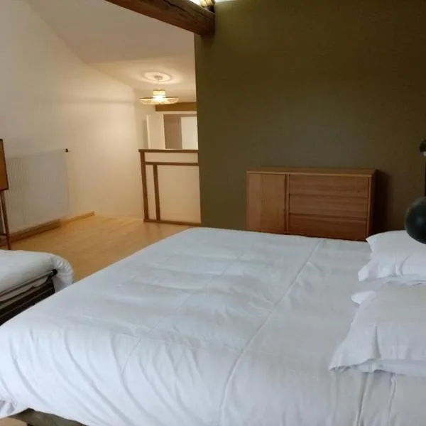 La Mollerie, hotel v destinaci Saint-Bonnet-de-Cray