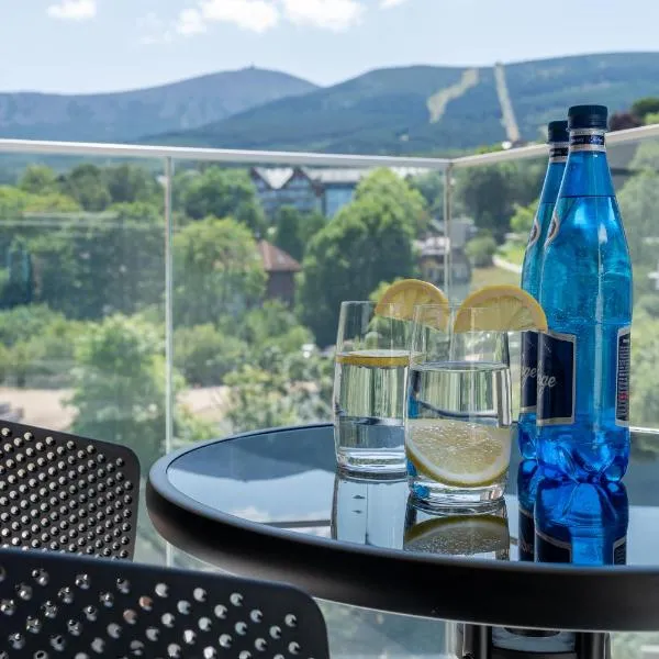 Apartamenty w Karkonoszach z widokiem na góry, blisko stoków, obok aquaparku, blisko do Wang, hotel en Karpacz