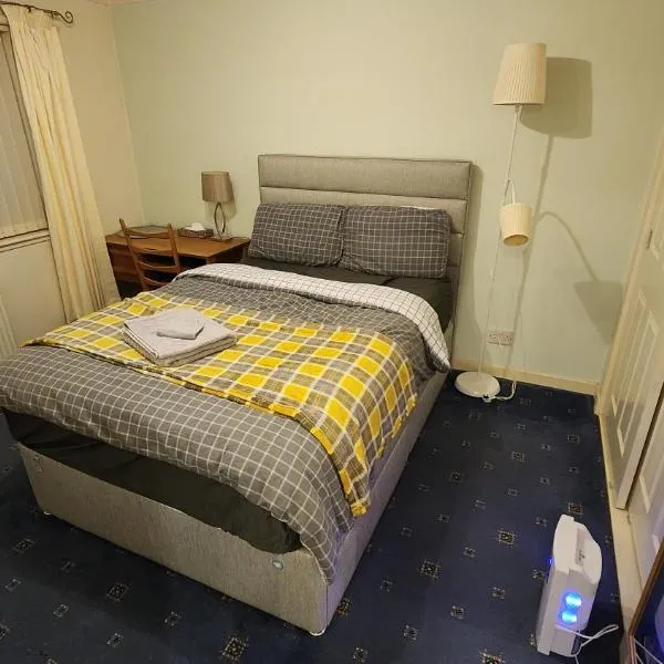Lovely Home Stay 2, hotel in Fife