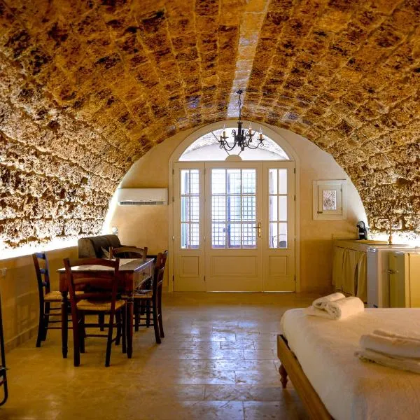 LA GROTTA, luxury suite & Spa, hotel v destinaci Noto