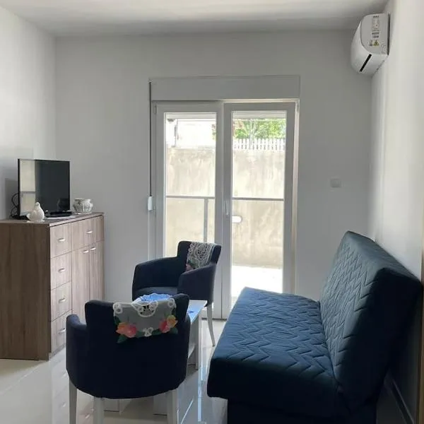 Silver Lake apartmant, hotell sihtkohas Ostrovo
