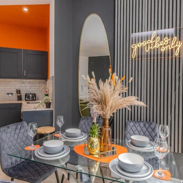 Amazing 3 Bedroom Flat I Next To Brighton Beach & Shopping Center, hotel in Brighton & Hove