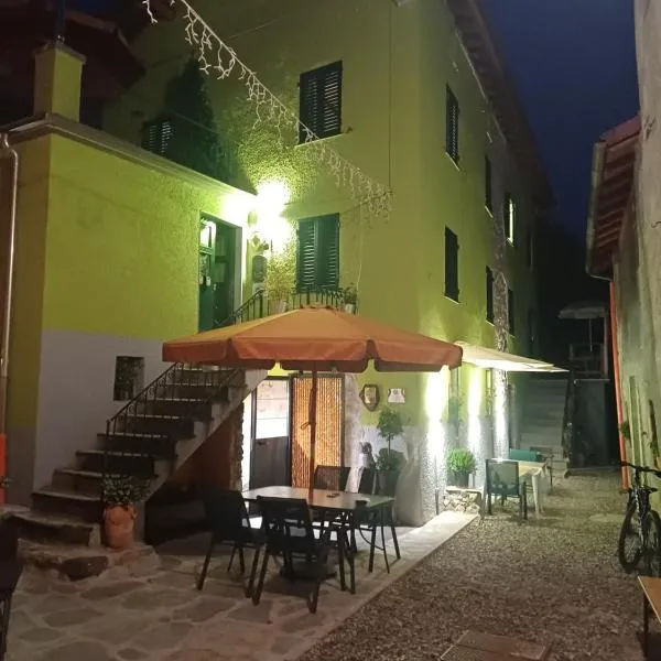 B&B VillaDansio, hotel v destinaci Rezzoaglio