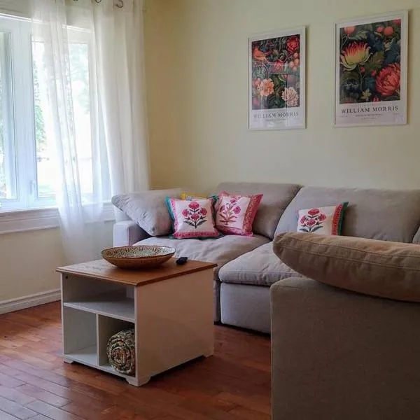 Port Dover में, होटल Birdsong Bungalow