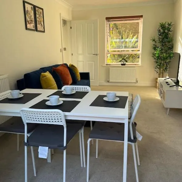 Great Ambience 3-Bedroom for Groups & Contractors, hotel em Rubery