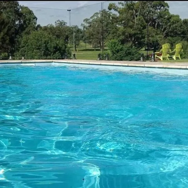 Garden Suite, self contained, Hunter Valley, hotel in Muswellbrook