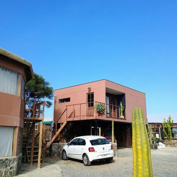 Cabañas Rucas marinas, hotel in Chañaral de Aceituna