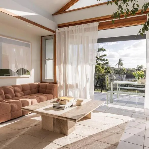The Maygold Penthouse - Byron, ξενοδοχείο στο Μπάιρον Μπέι