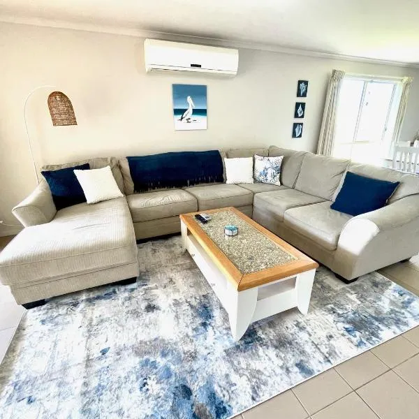 Sand & Salt, hotel in Kingscote