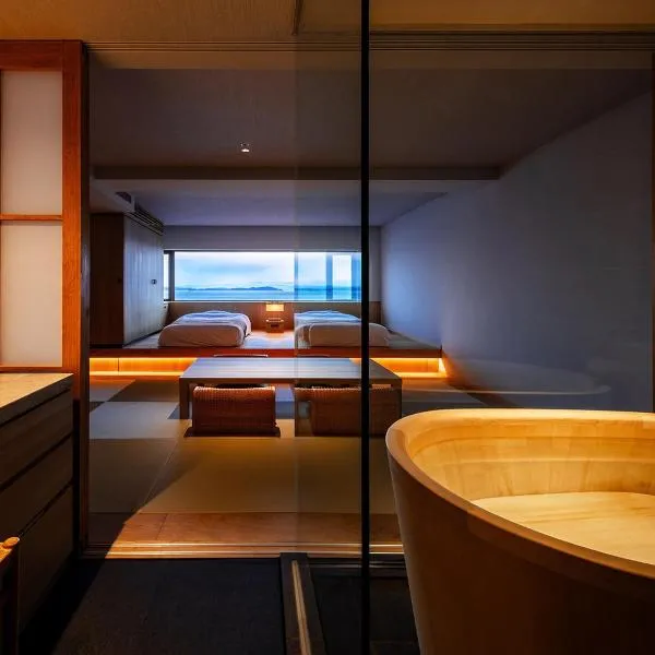 Awaji International Hotel The Sunplaza: Sumoto şehrinde bir otel