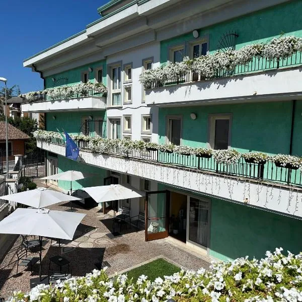 Hotel San Berardo, hotel Pescinában