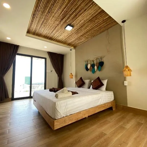 Viesnīca Emerald Beach Homestay pilsētā Bình Sum