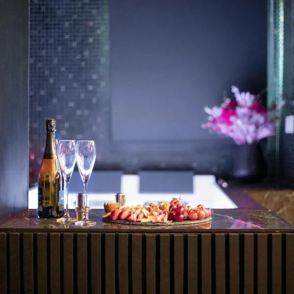 One Night Love Room Unique, hotel in Toulouse