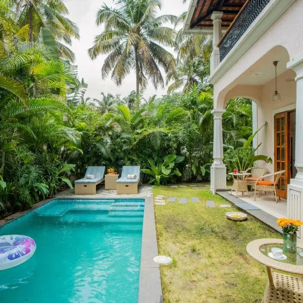 ELIVAAS 4 BHK with Pvt Pool near Baga - Celest, hotel in Old Goa
