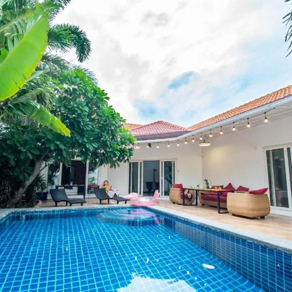 Private Pool 3B villa Snooker Karaoke Beach 200m, hotel in Pattaya South