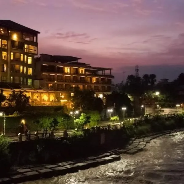 GANGA KINARE- A Riverside Boutique Resort, Rishikesh、リシケーシュのホテル