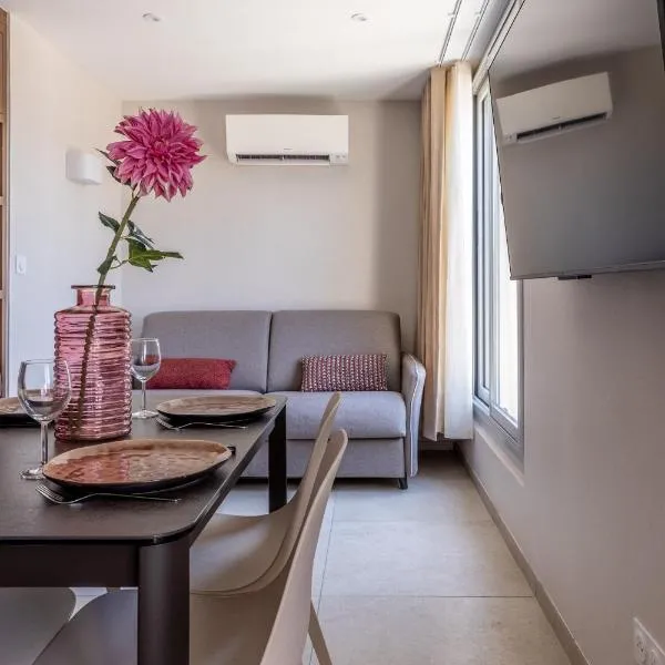 클레르몽페랑에 위치한 호텔 At home in Clermont, Place de Jaude