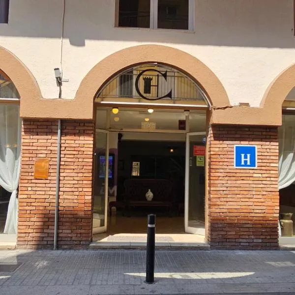 Hostal Caste, hotel v destinaci Lloret de Mar