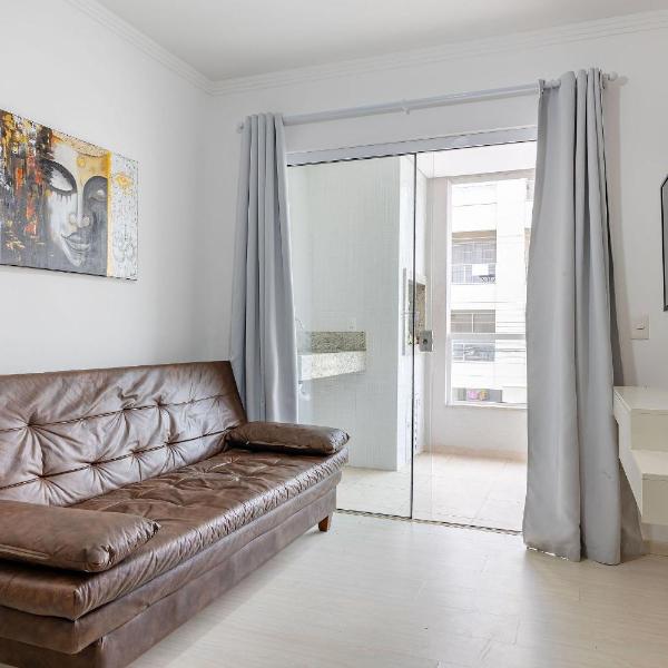Excelente Apartamento a 240m da Praia de Bombas - Foto 3