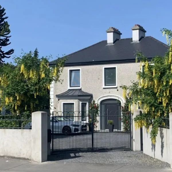 Lavally House, hotel v destinaci Gort