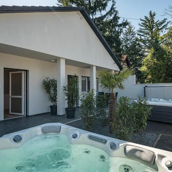 Balatonic Moon&Sun apartmanház, hotell Siófokis