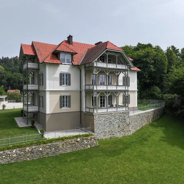 Villa Gloriette - BoutiqueAppartements am Wörthersee, hotel v destinaci Pörtschach am Wörthersee
