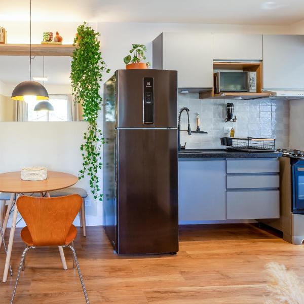 Completo & Família, Quarto cama Queen com AC, Berço opcional, Sofá Cama, Vaga inclusa, Varanda, Wifi 500Mb - Metro Paraíso Av Paulista - Foto 5