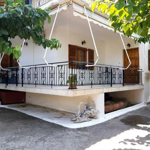Glyfada's Family Apartment, hotel in Glyfada Fokidas